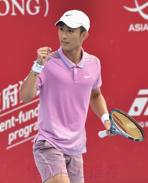 商竣程2-0索内戈 晋级中国香港网球公开赛八强