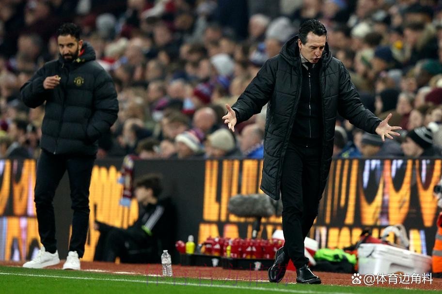 54岁埃梅里激动脱衣怒吼!率队10连胜震撼英超 终结对曼联6场不胜 54岁埃梅里激动脱衣怒吼!率队10连胜震撼英超 终结对曼联6场不胜